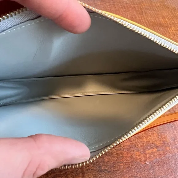 Louis Vuitton Lexington Pochette - Picture 5 of 14